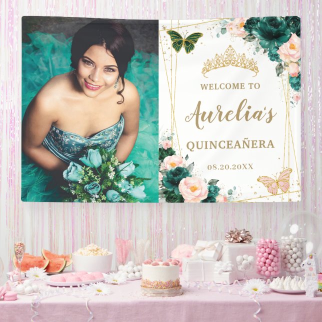 Emerald Green Blush Floral Quinceñera Hintergrund Banner (Party)