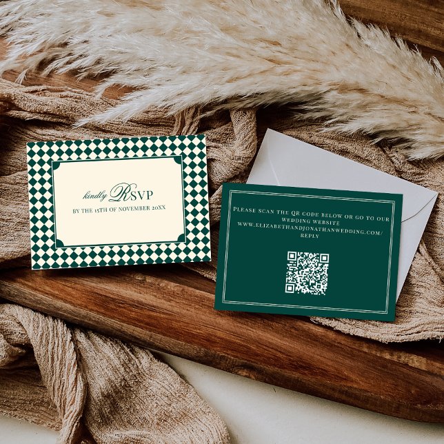 Emerald Green Checkered Old Money QR Code Wedding RSVP Karte (Von Creator hochgeladen)
