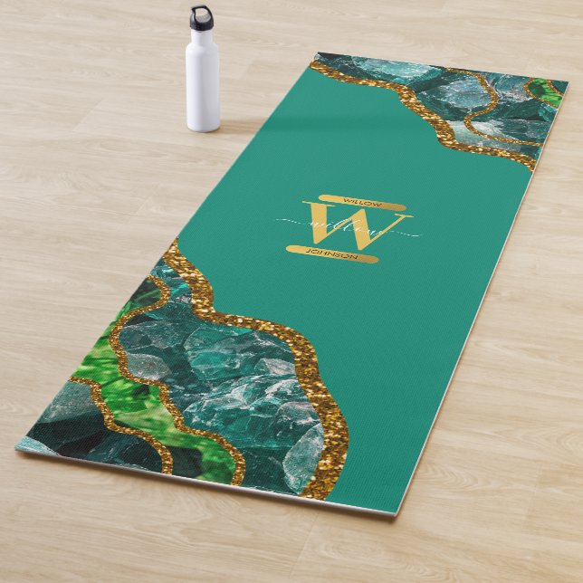 Emerald Green & Gold Agate Geode Glitzer Monogram Yogamatte (Beispiel)