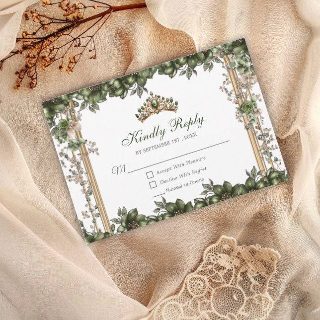 Emerald Green Golden Tiara Floral Quinceañera RSVP Karte (Von Creator hochgeladen)