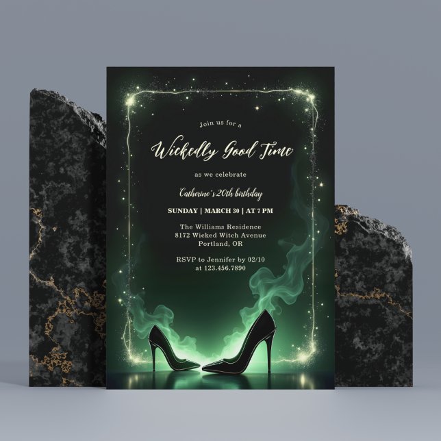 Emerald Green High Heels Mystical Wicked Birthday Einladung (Wicked Witch Themed Birthday Party Invitation – Emerald Green Mystical Design)