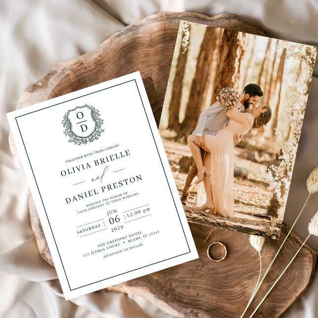 Emerald Green Leafy Wappen Monogram Foto Wedding Einladung (Von Creator hochgeladen)