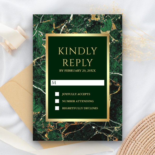 Emerald Green Marble Imitate Gold Foil Wedding RSVP Karte (Von Creator hochgeladen)