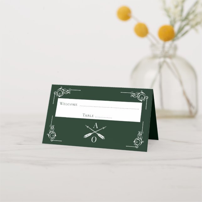 Emerald Green Monogram und Arrows Empfang Platzkarte (Vorderseite)