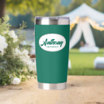 Emerald Green Stylized Wedding Trauzeuge Thermobecher<br><div class="desc">Verschenken Sie Ihren Trauzeuge mit diesem personalisierten,  rostfreien Edelstahl,  Thermalwäscher mit seinem Namen in stilisierter Schrift in einem weißen ovalen Design. Hintergrund und Skript sind eine trendige,  smaragdgrüne Farbe. Personalisieren Sie Ihren thermischen Schuster,  indem Sie den Namen des Trauzeugen mit dem gewünschten Namen bearbeiten und ersetzen.</div>