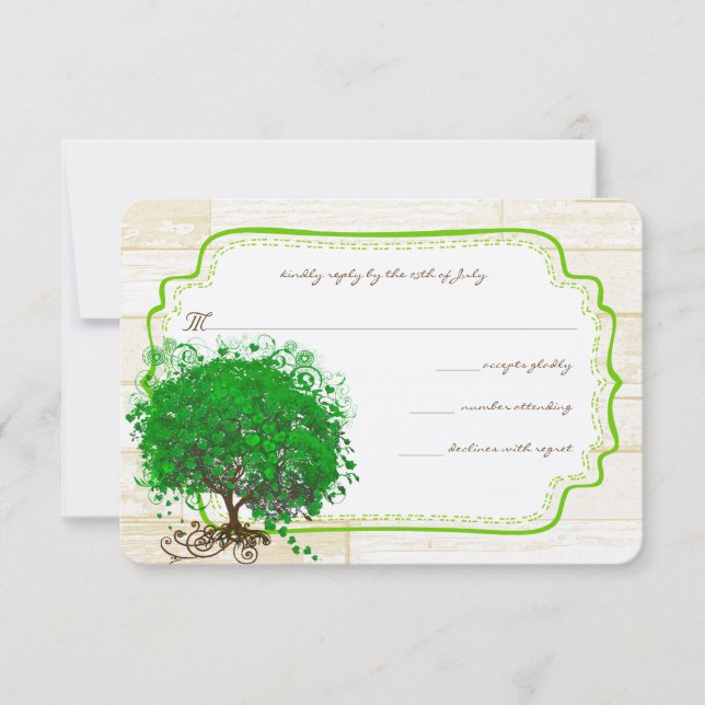 Emerald Heart Leaf Tree Barn Wood Wedding RSVP Karte (Vorderseite)