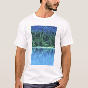 Emerald Lake, Yoho NP, BC, Kanada T-Shirt