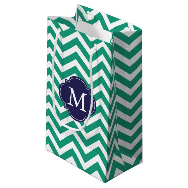Emerald und Blue Zigzag Muster Monogram Kleine Geschenktüte (Vorderseite Schrägansicht)