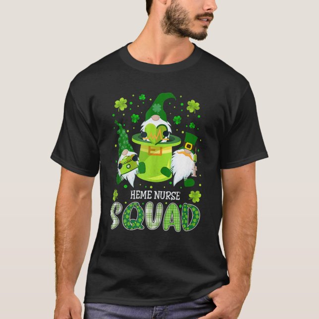 Emergency Nurse Squad Pflege St Patrick Day Gnome T-Shirt (Vorderseite)