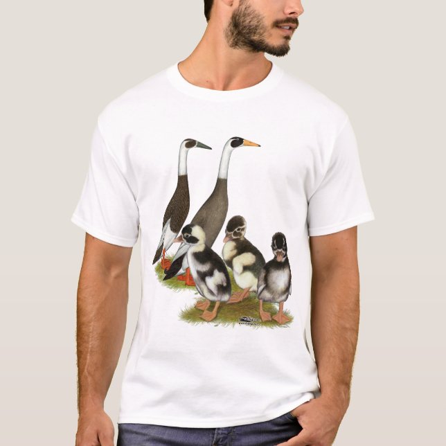 Emery Penciled Runner Duck Family T-Shirt (Vorderseite)