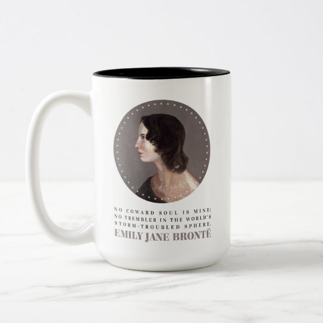 Emily Bronte Portrait and Quote - No Coward Soul Zweifarbige Tasse (Links)