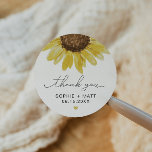 EMMA Rustic Watercolor Sonnenblume Vielen Dank für Runder Aufkleber<br><div class="desc">Dieses Dankeschön für Aufkleber mit einem Single rustikalen Aquarellsonnenblume und niedlichen handgeschriebenen Schriftart mit einem Senfgelben Herz. Editieren Sie einfach alle Texte,  um den Anforderungen Ihrer Veranstaltung gerecht zu werden. Dieser Geschenkaufkleber ist die perfekte Ergänzung zu Ihrem Stall oder Land fallen thematisch Hochzeit oder Veranstaltung.</div>