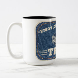 Emotional Support Truck Vintage Patch Design Zweifarbige Tasse