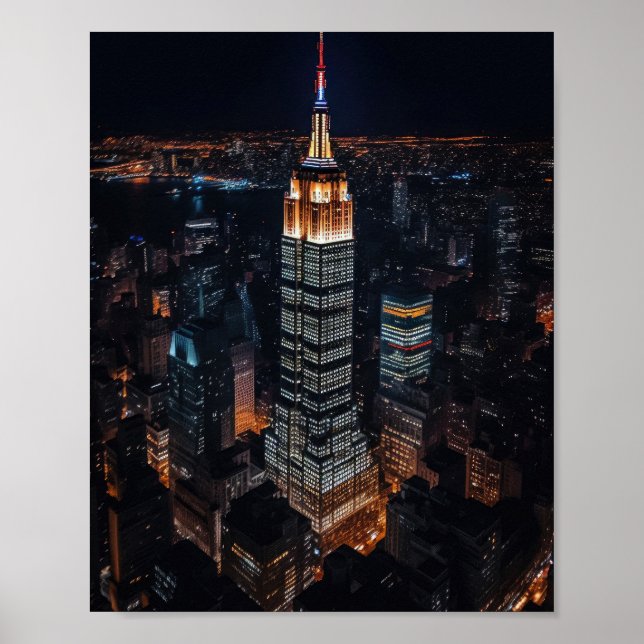 Empire State Gebäude Lit up at Night Poster (Vorne)
