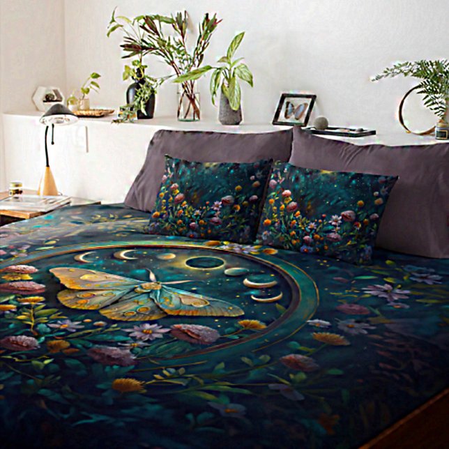 Enchanted Night Garden Celestial Floral Dreamscape Kissenbezug (Von Creator hochgeladen)