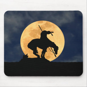 Ende der Trail-Silhouette mit Vollmond Mousepad