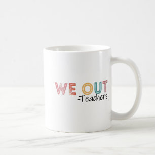Ende des Schuljahrs haben die Lehrer das Glück des Kaffeetasse