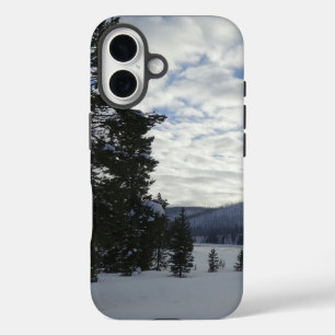 Ende eines schneereichen Tages im Yellowstone-Nati iPhone 16 Hülle