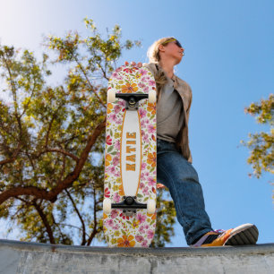 Endlich Frühlings-Blumen Custom Name Skateboard