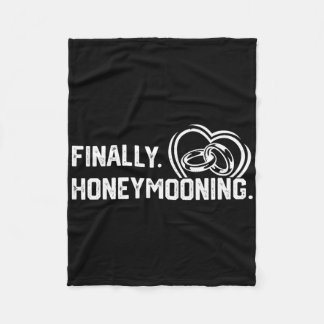 Endlich Honeymooning T-Shirt Niedlich Honeymoon En Fleecedecke