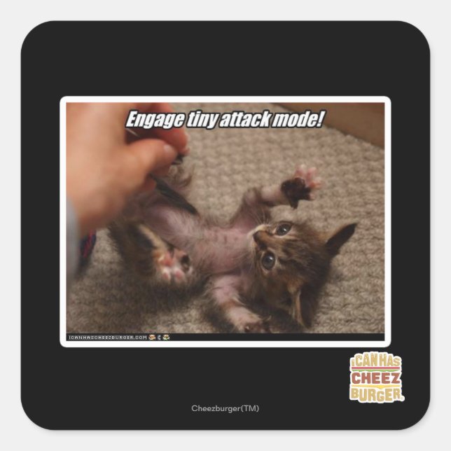 Engage den winzigen Angriffsmodus! Quadratischer Aufkleber (Vorderseite)