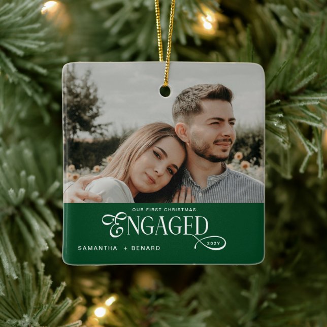 Engaged Couples  Photo Stylish First Christmas Cer Keramikornament (Baum)