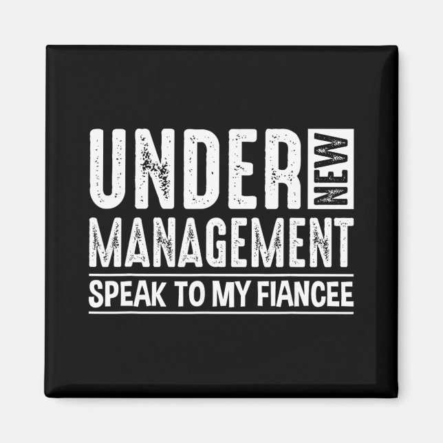 Engagement Party Men Under New Management See Fian Magnet (Vorne)