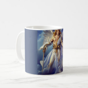 Engel in Blau, der ein Schwert trägt Kaffeetasse