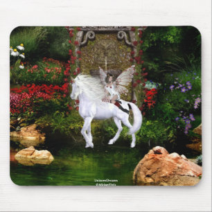 Engels-Herz-Einhorn-weiße Schönheit 7 Mousepad