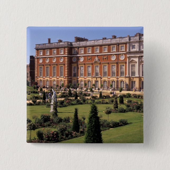 England, Surrey, Hampton Court Palace. Button (Vorderseite)