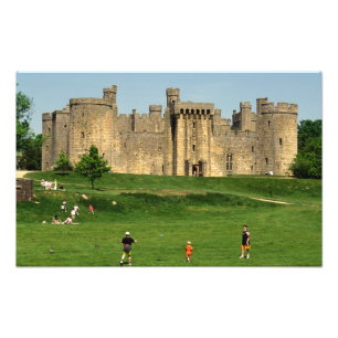 England, Sussex, Bodiam-Schloss. 2 Fotodruck