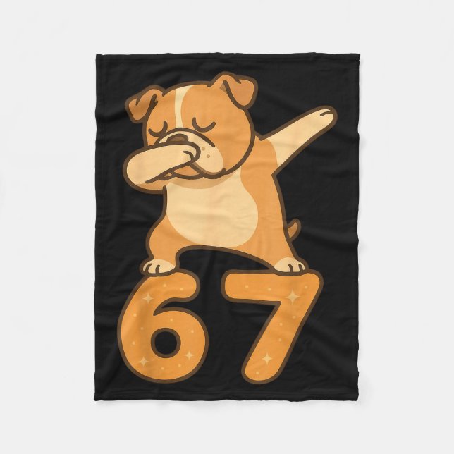 English Bulldog Dog 67 Meme Six Seven Funny Dabbin Fleecedecke (Vorderseite)