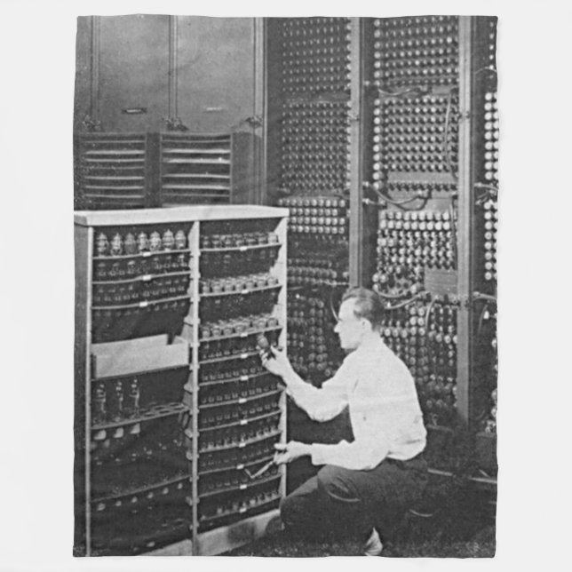 ENIAC (1. Computer) für den Aussenseiter, der es Fleecedecke (Vorderseite)