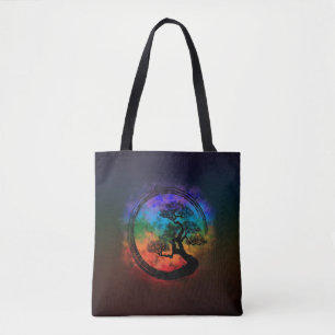 Enso-Zen-Kreis und Bonsai-Baumnebel