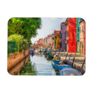 Entdecken Sie den lebendigen Charme von Burano Magnet