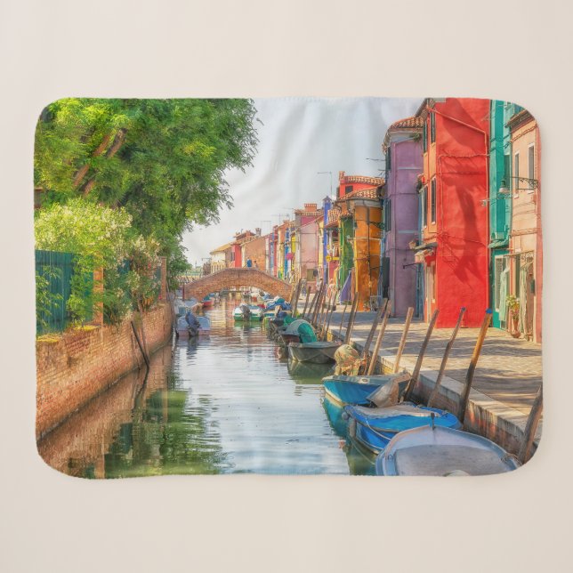 Entdecken Sie den lebendigen Charme von Burano Sherpadecke (Vorderseite (Horizontal))
