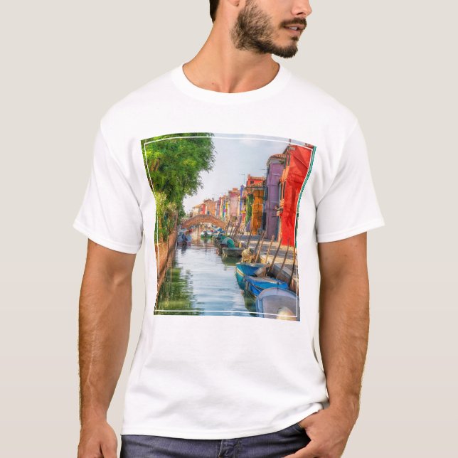 Entdecken Sie den lebendigen Charme von Burano T-Shirt (Vorderseite)