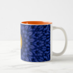 Ente auf Blau mit gelbem Kaleidoskop Zweifarbige Tasse