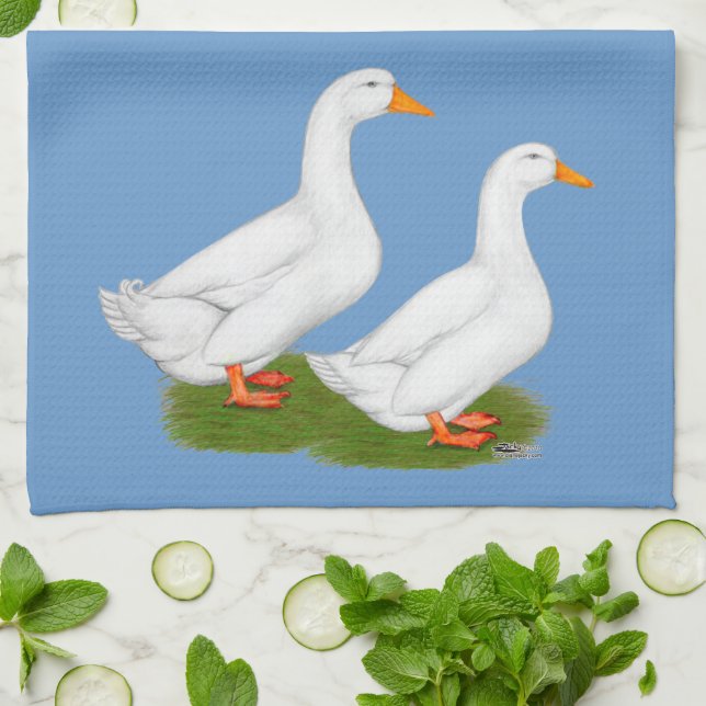 Enten:  Weißes Pekins Handtuch (Gefaltet)