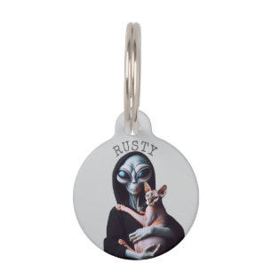 Entführung einer Alien Sphynx Katze Haustiermarke