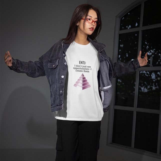 ENTJ: Chancen schaffen T-Shirt (Von Creator hochgeladen)