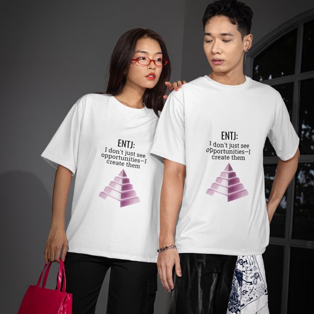 ENTJ: Chancen schaffen T-Shirt (Von Creator hochgeladen)