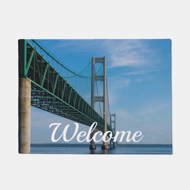 Entlang der Mackinac-Brücke Willkommensheim Fußmatte (Vorderseite)