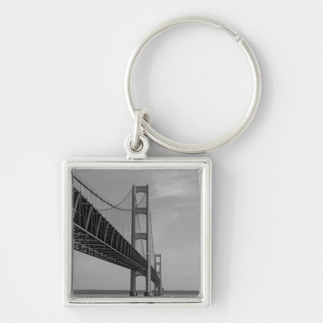 entlang Mackinac Bridge Grayscale Schlüsselanhänger (Vorne)