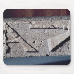 Entlastung, die das Instrument eines Steinmetzes Mousepad
