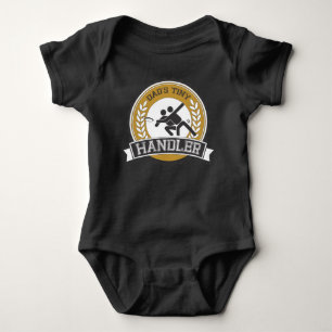 Entscheidender Frisbee - der kleine Lenker des Baby Strampler