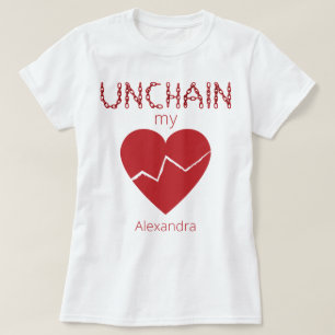 Entschlüsselung des roten Namens meiner gebrochene T-Shirt