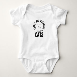Entschuldigung, ich wurde von Katzenknöpfen abgele Baby Strampler
