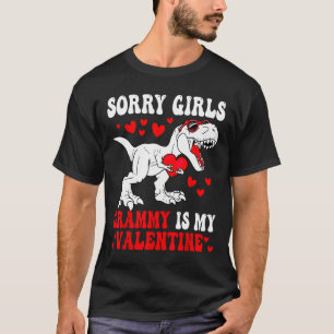 Entschuldigung Mädchen Grammy ist mein Valentins-D T-Shirt