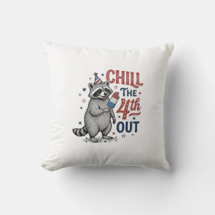 Entspanne den 4. Juli Raccoon Patriotisches Shirt- Kissen